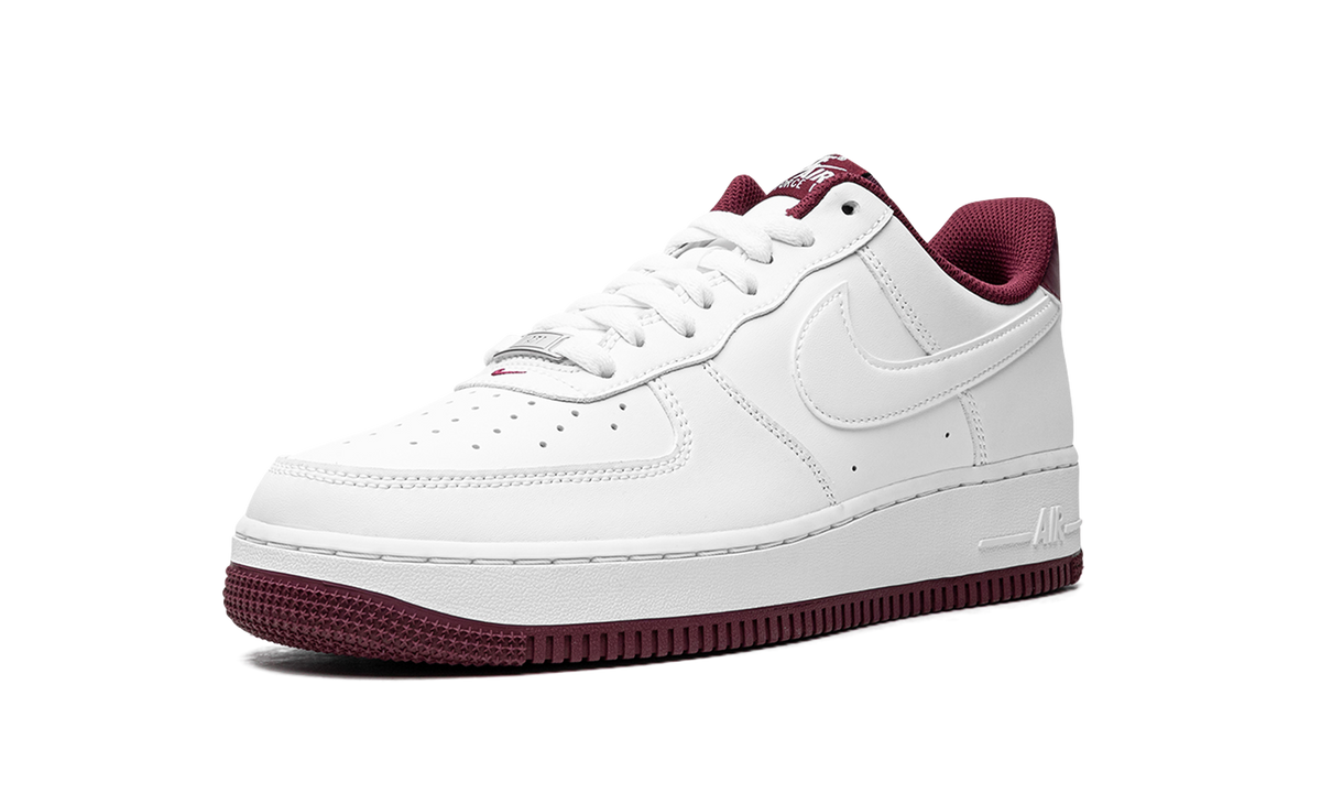 Air Force 1 Low '07 "White / Dark Beetroot" DH7561 106