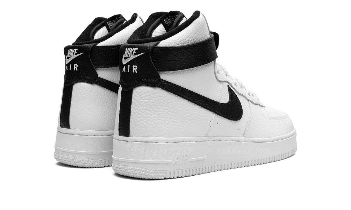 Air Force 1 High '07 "White / Black" CT2303 100