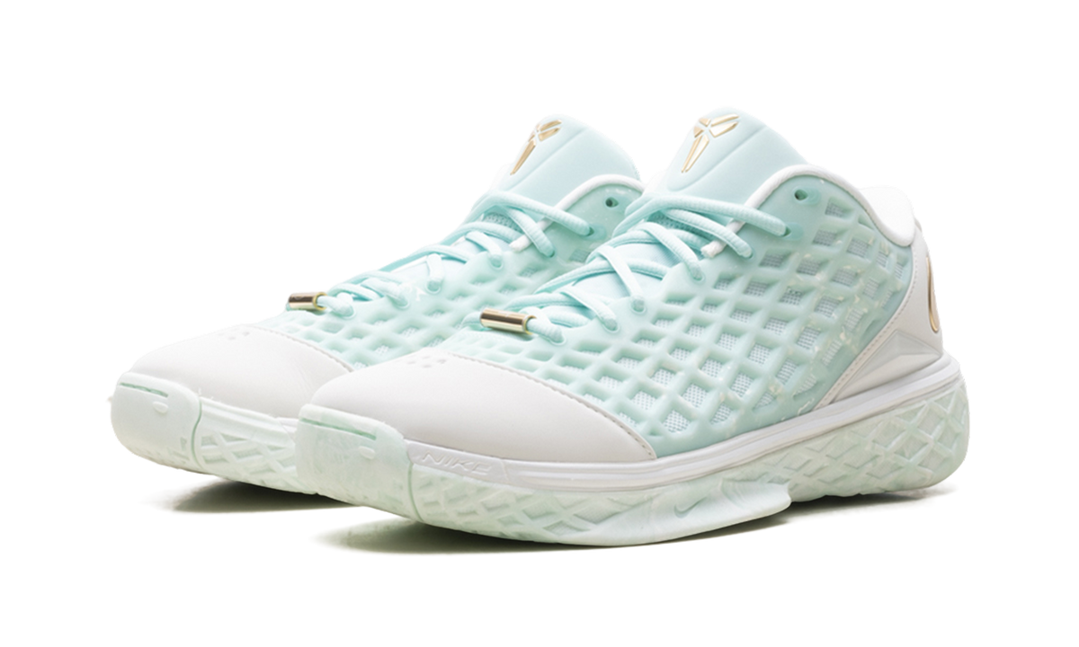 Kobe 3 Low Protro "CHBL" IX2017 100