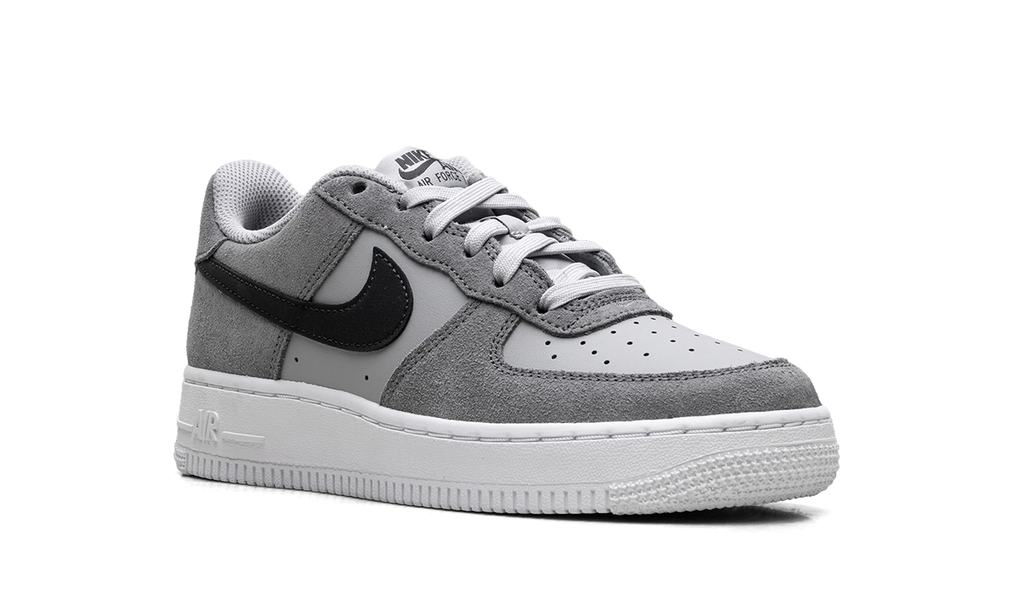 Air Force 1 GS "Smoke grey" IQ2743 001