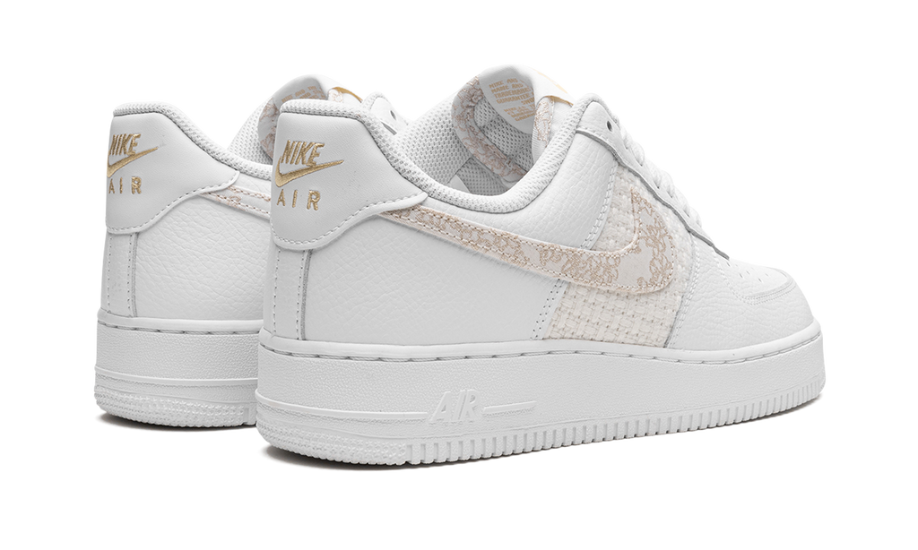 AIR FORCE 1 '07 SE MNS WMNS "Flower Swoosh" DO9458 100
