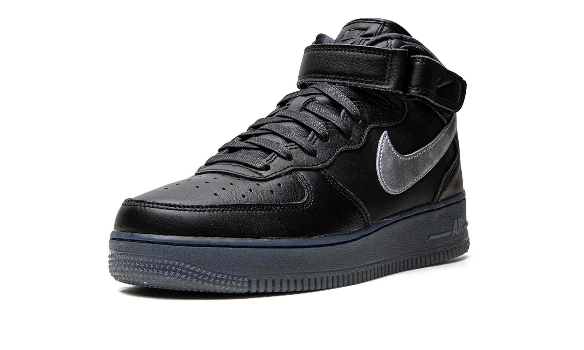 Air Force 1 Mid "Black / Metallic Silver" DX3061 001