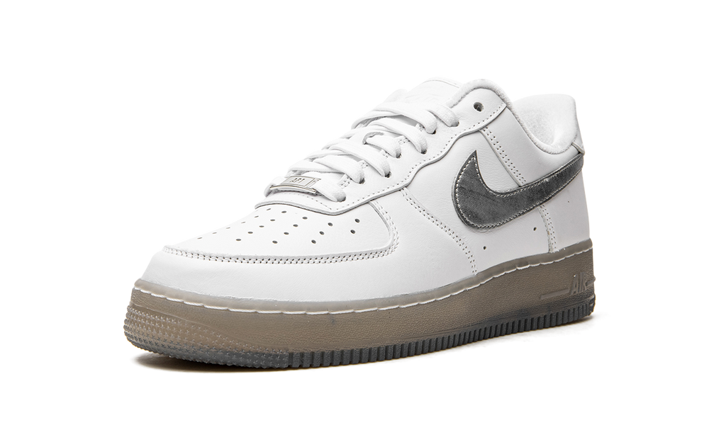 Air Force 1 "White / Metallic Silver" DX3945 100