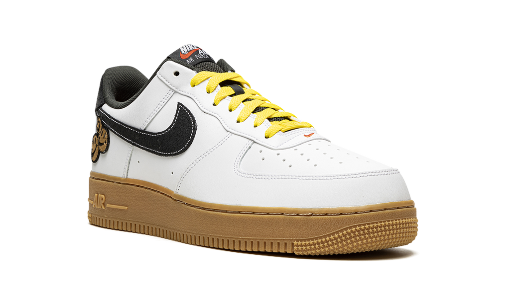 Air Force 1 Low '07 LV8 "Go The Extra The Smile" DO5853 100