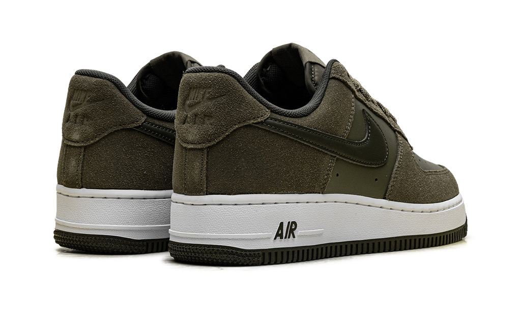 Air Force 1 Low '07 LV8 "Medium Olive White" IB6388 200